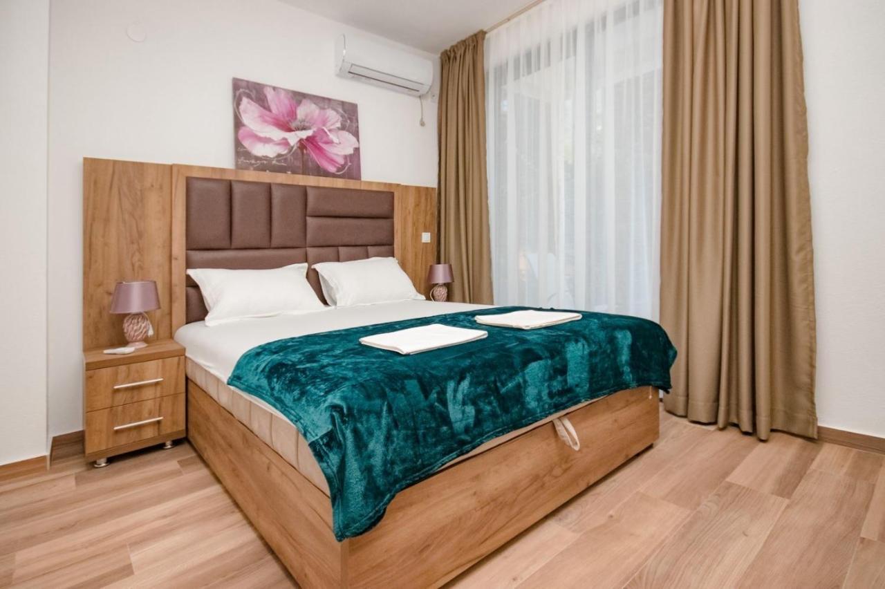 L'Odore Del Mare Apartment Sutomore Ngoại thất bức ảnh